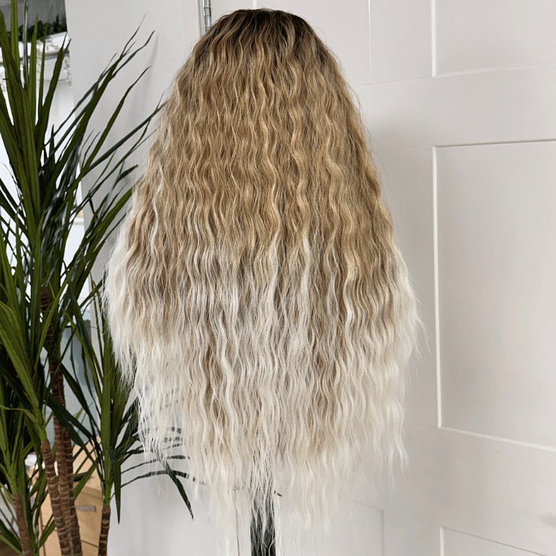 Perruque ombrée brune racines miel/blond crème 30 pouces avec lace front - Chyna