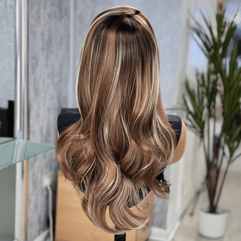 MICA -Long Wavy Golden Brown/Blonde Synthetic Lace Front Wig - estellewigsandmore.co.uk