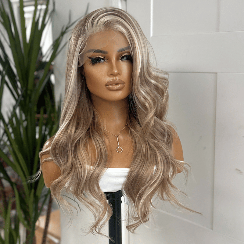 Giselle-| 22" Vanilla Cashmere Blonde Wavy Synthetic 13x6 Lace Front Wig