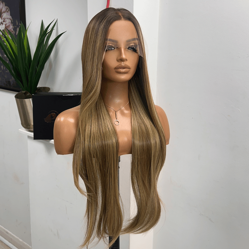 Ilaria 24 Inch Straight Lace Front Wig | Honey Brown to Golden Blonde Blend - estellewigsandmore.co.uk