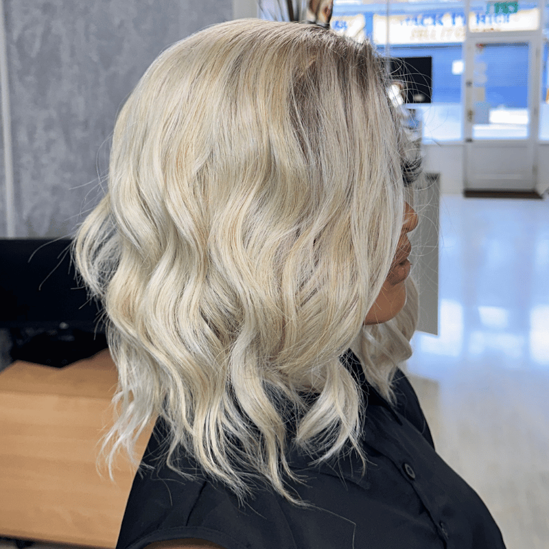 EW211-8 Inch Ash Blonde Wavy Bob Lace Front Wig - estellewigsandmore.co.uk