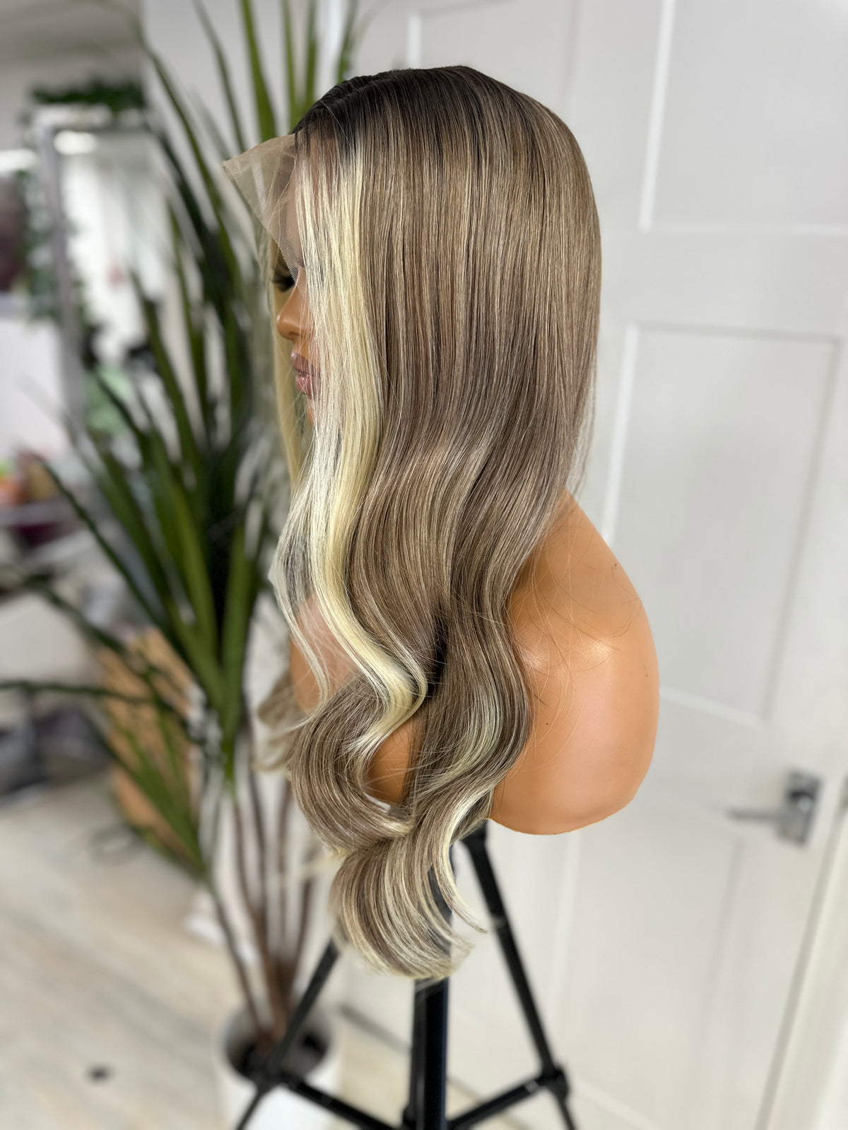 VERA-Rooted Mixed Dark Blonde  Wavy Synthetic Lace Front Wig - estellewigsandmore.co.uk