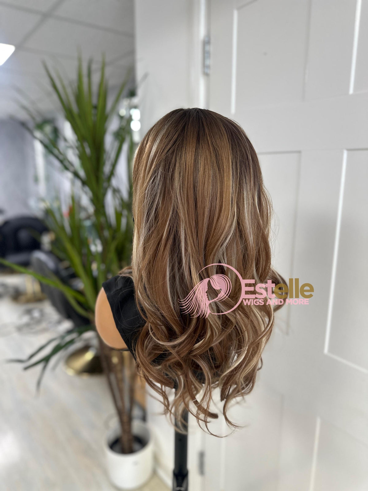 20” Warm Brown &amp; Blonde Highlight Lace Front Wig with Loose Waves-Mica - estellewigsandmore.co.uk Synthetic wig