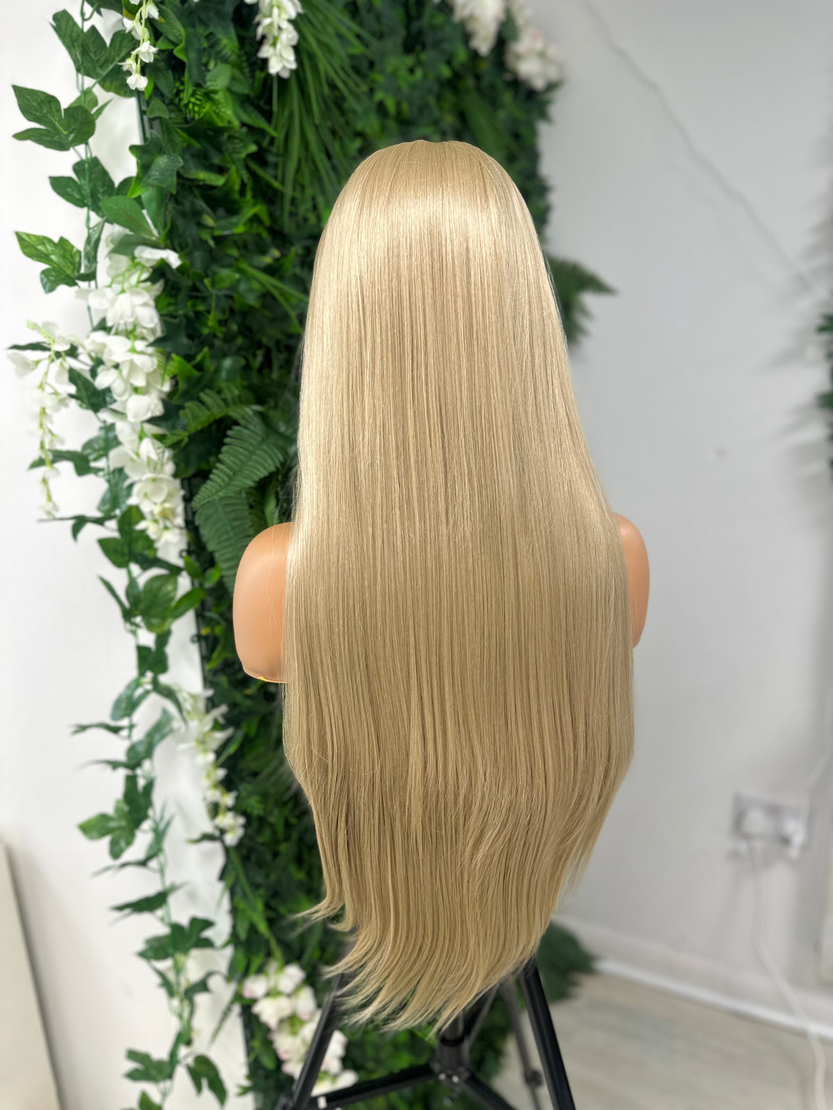 ILARIA- Long Straight 13*6 Synthetic Lace Frontal Wig - estellewigsandmore.co.uk