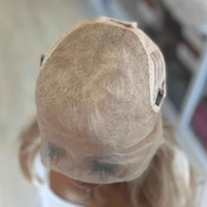 Lange, hellchampagnerblonde Kunsthaarperücke mit Lace-Front – SORRIE/101